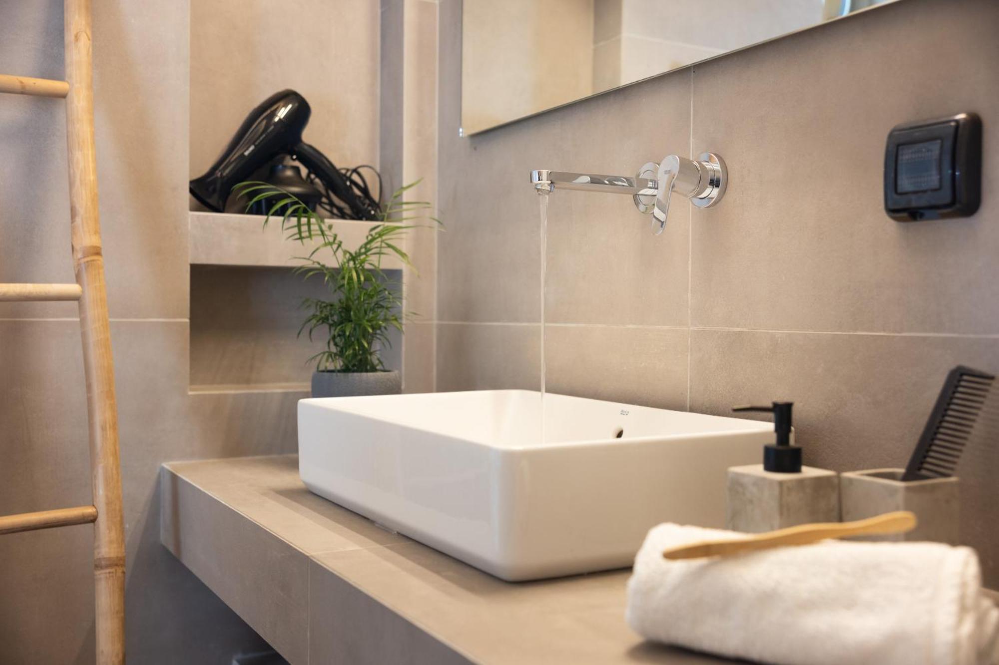 Arignote Suites Laganász Kültér fotó