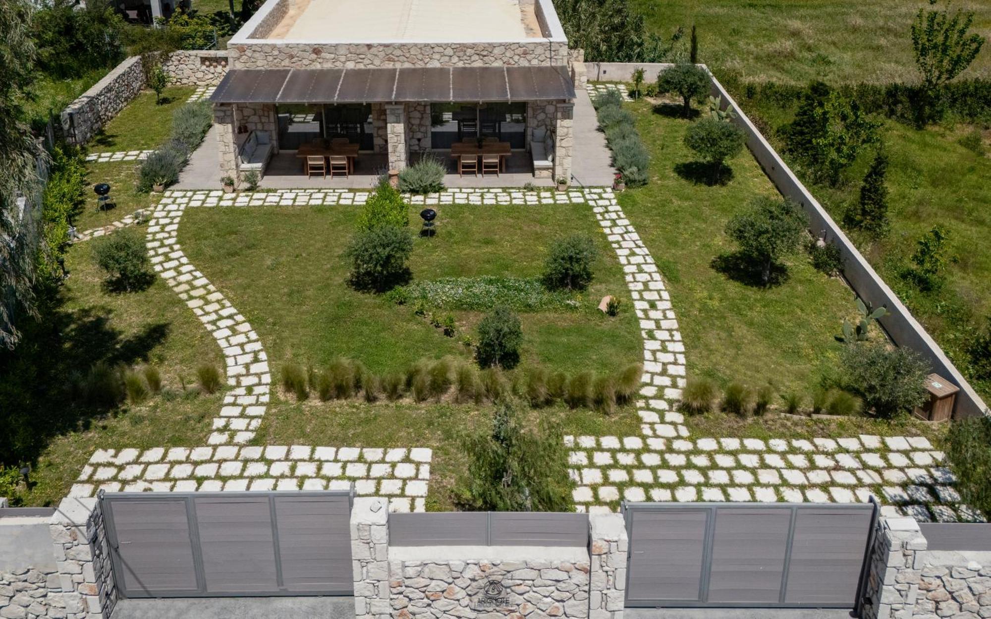 Arignote Suites Laganász Kültér fotó