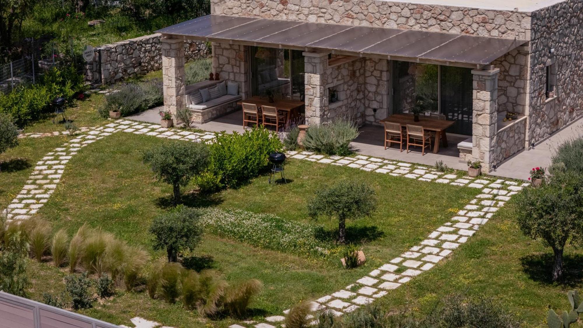 Arignote Suites Laganász Kültér fotó